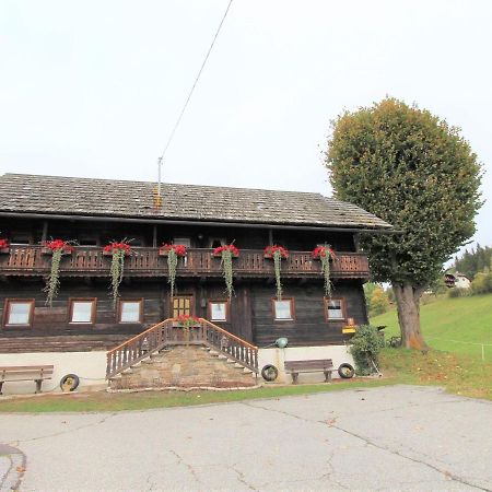 Beautiful Holiday Apartment In A Renovated Farmhouse In Fresach Carinthia ภายนอก รูปภาพ